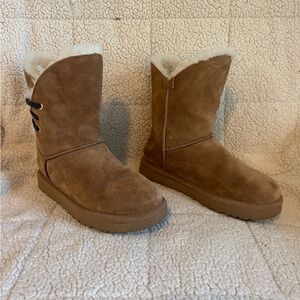 Ugg Constantine Chestnut Women`s Shearling Lace Trim Boots Size US 6 New